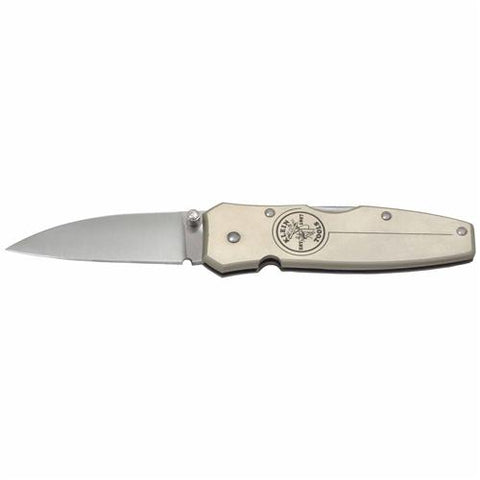 Klein Tools 44000 Lightweight Lockback Knife 2-1/4'' (57 mm) Drop-Point Blade - Ace Tool Group - Klein
