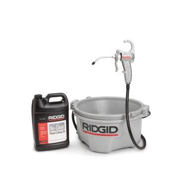 RIDGID 10883 Hand Held Oiler with One Gallon Premium Thread Cutting Oil - Ace Tool Group - Ridgid