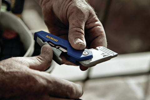 Irwin 1858319 Utility Knife Folding With Blade Storage - Ace Tool Group - Irwin