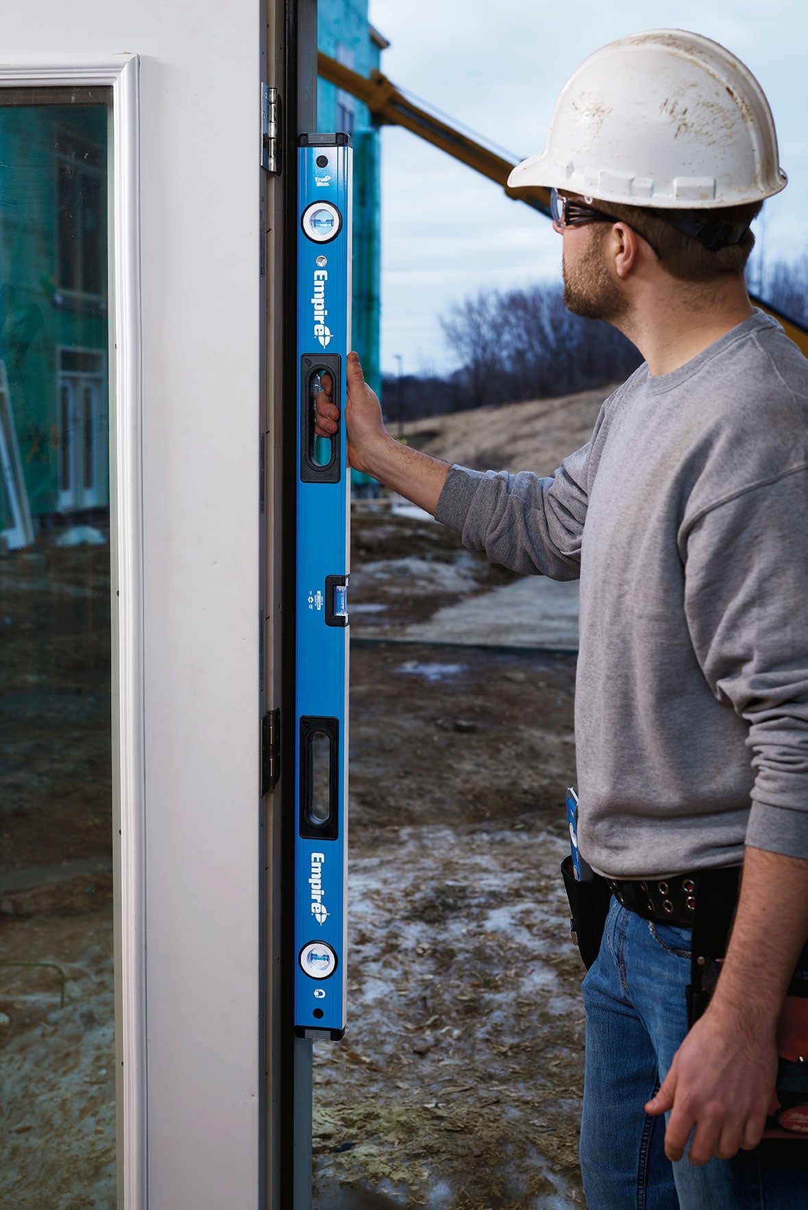 Milwaukee E75.24 24 in. True BlueBox Level - Ace Tool Group - Empire