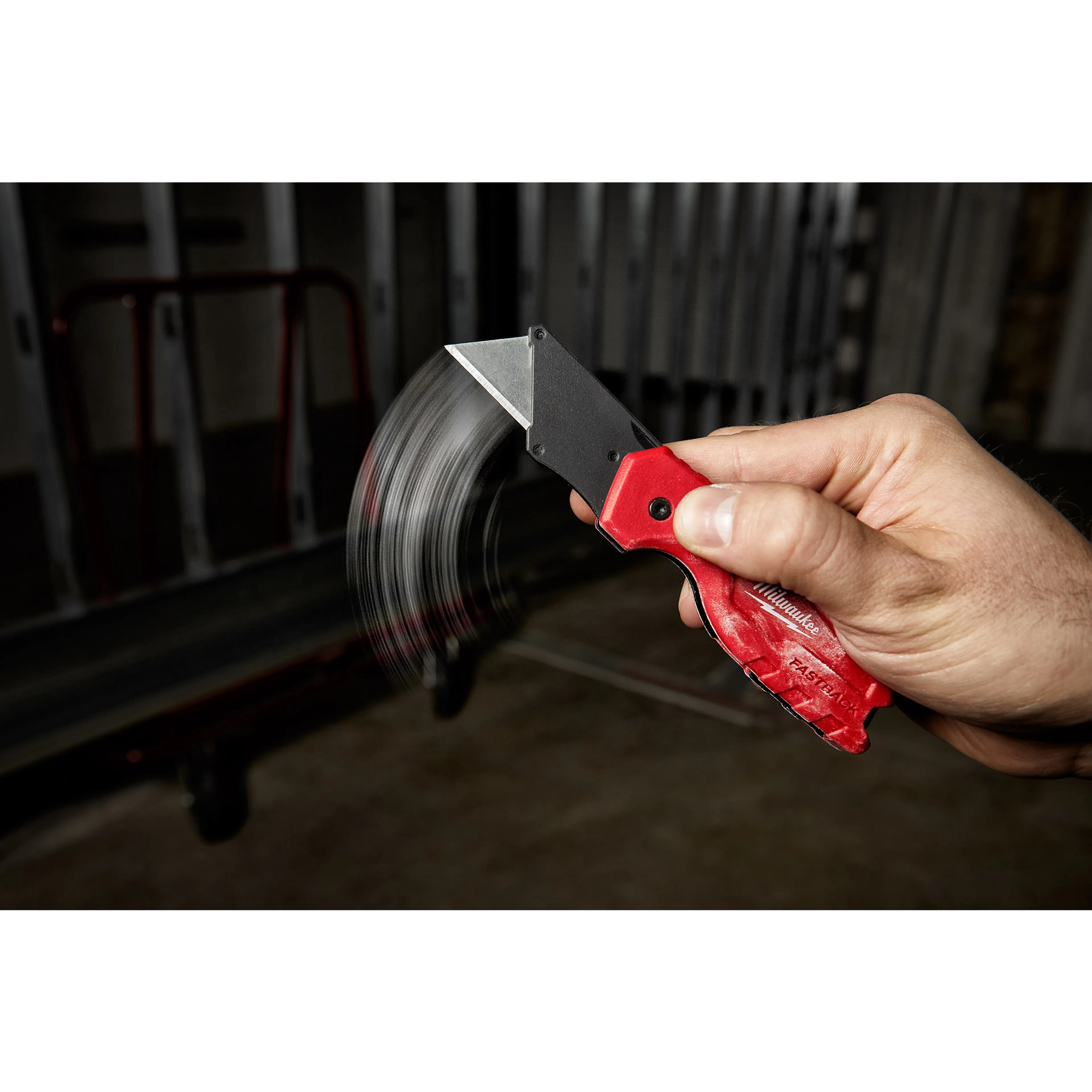 Milwaukee 48-22-1500 Compact Folding Utility Knife - Ace Tool Group - Milwaukee