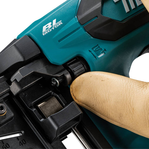 Makita XNB05Z 18V LXT 2-1/2 Straight Finish Nailer - Ace Tool Group - Makita
