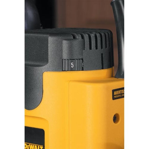 Dewalt Dw621 2 Hp Evs Plunge Router W/Dust Extraction - Ace Tool Group - DeWalt