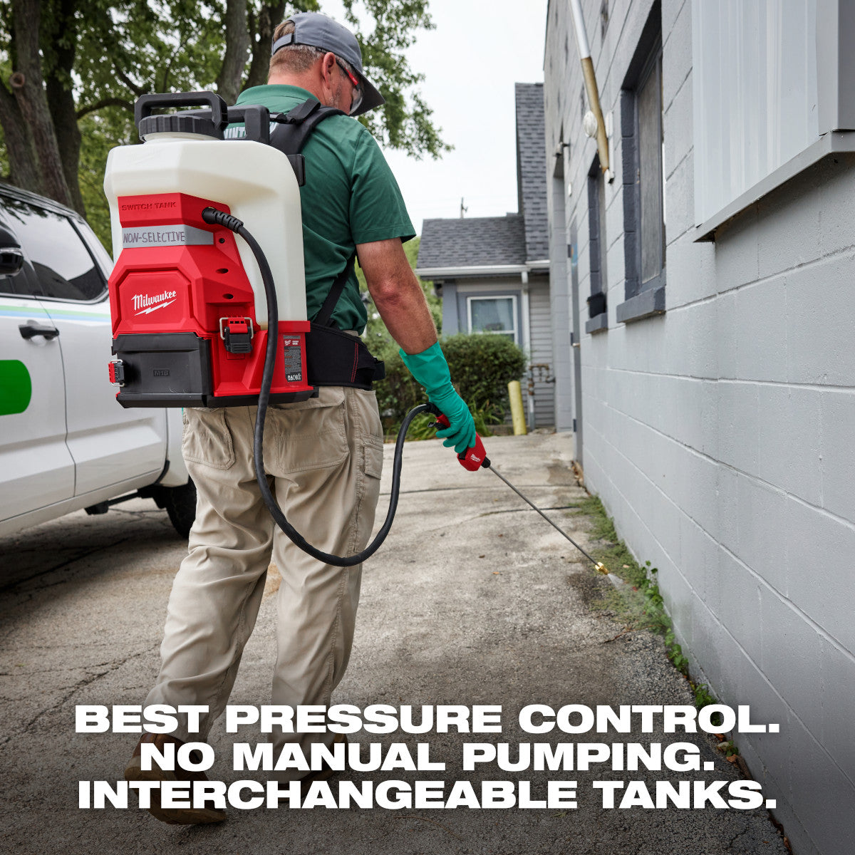 M18 4-Gallon Backpack Sprayer w/ SWITCH TANK (Kit) - Ace Tool Group - Milwaukee