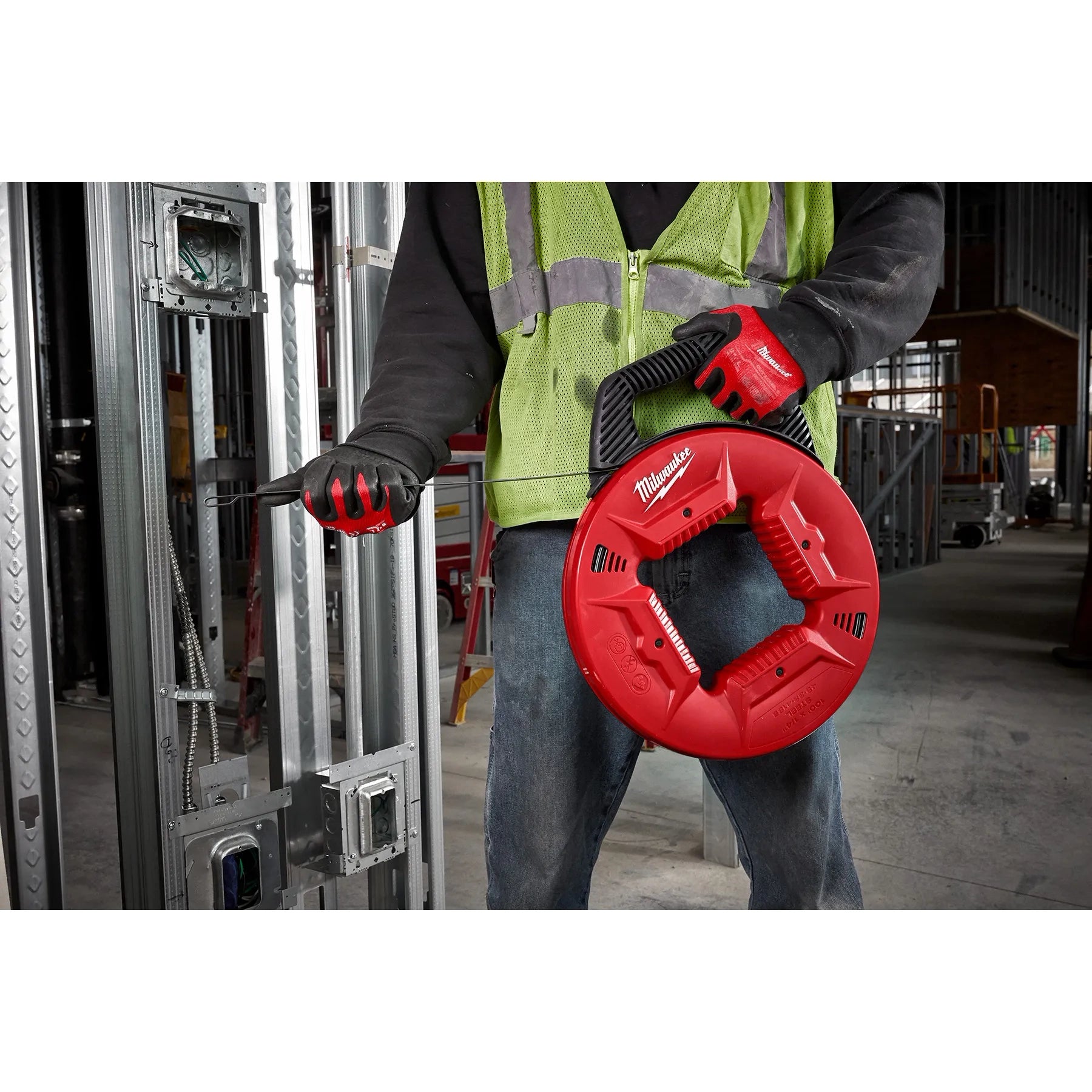 Milwaukee 48-22-4185 1/4 in. Steel Fish Tape, 100 ft. - Ace Tool Group - Milwaukee