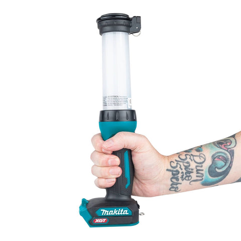 Makita ML002G 40V XGT L.E.D. Lantern/Flashlight - Ace Tool Group - Makita