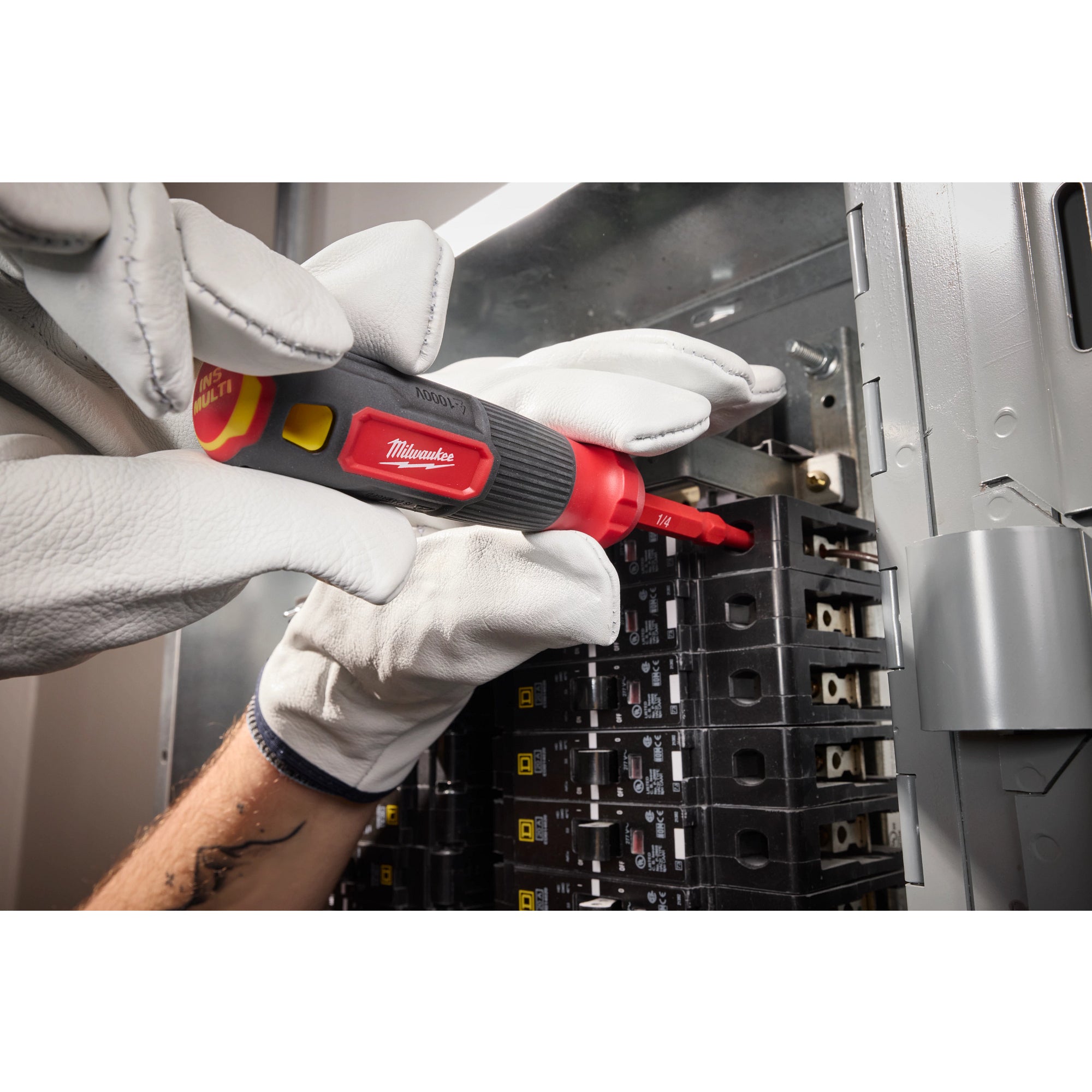 Milwaukee 48-22-2201 2-in-1 1000V Insulated Flip Shank Multi-Bit Screwdriver - Ace Tool Group - Milwaukee Tool