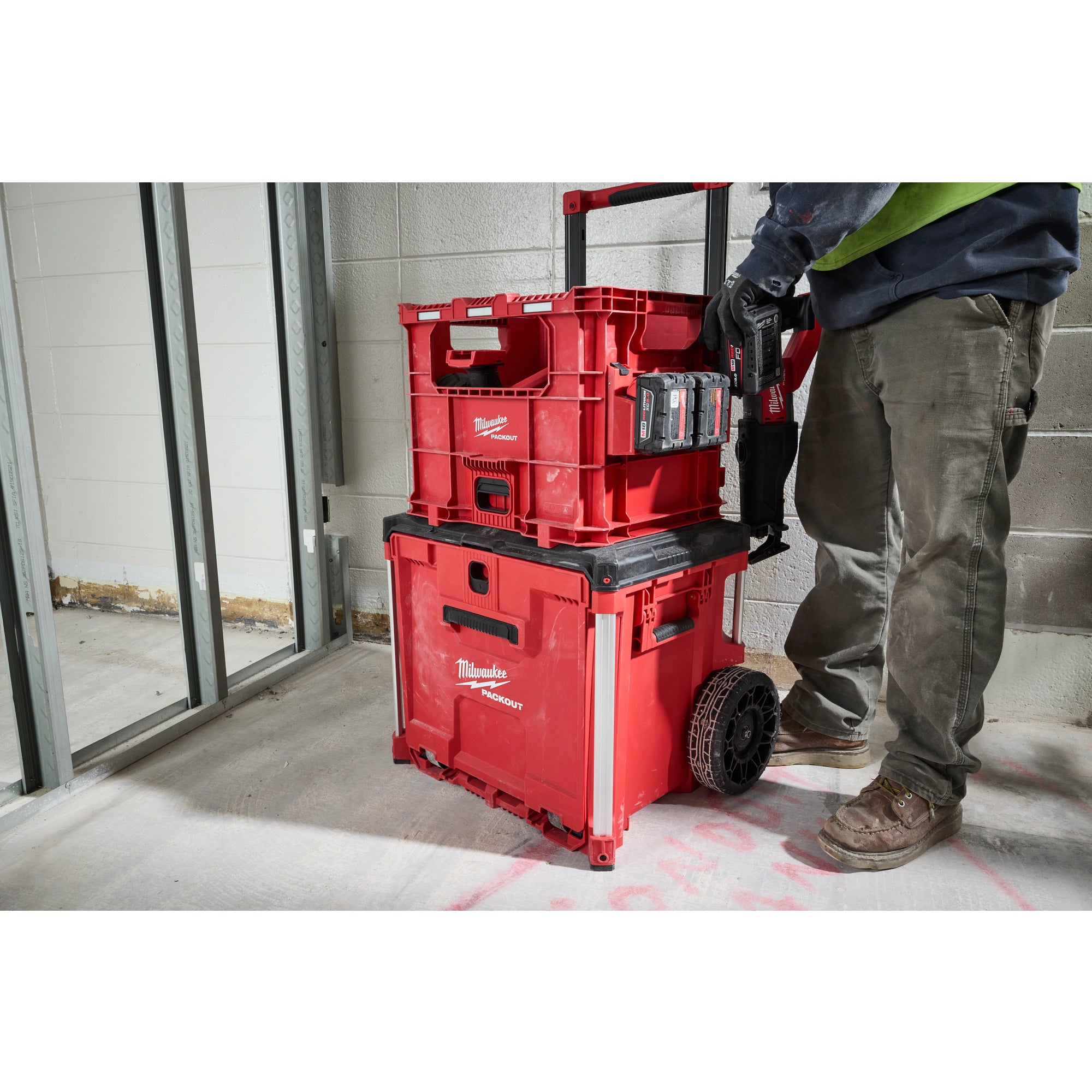 Milwaukee 48-22-8439 PACKOUT™ XL Crate