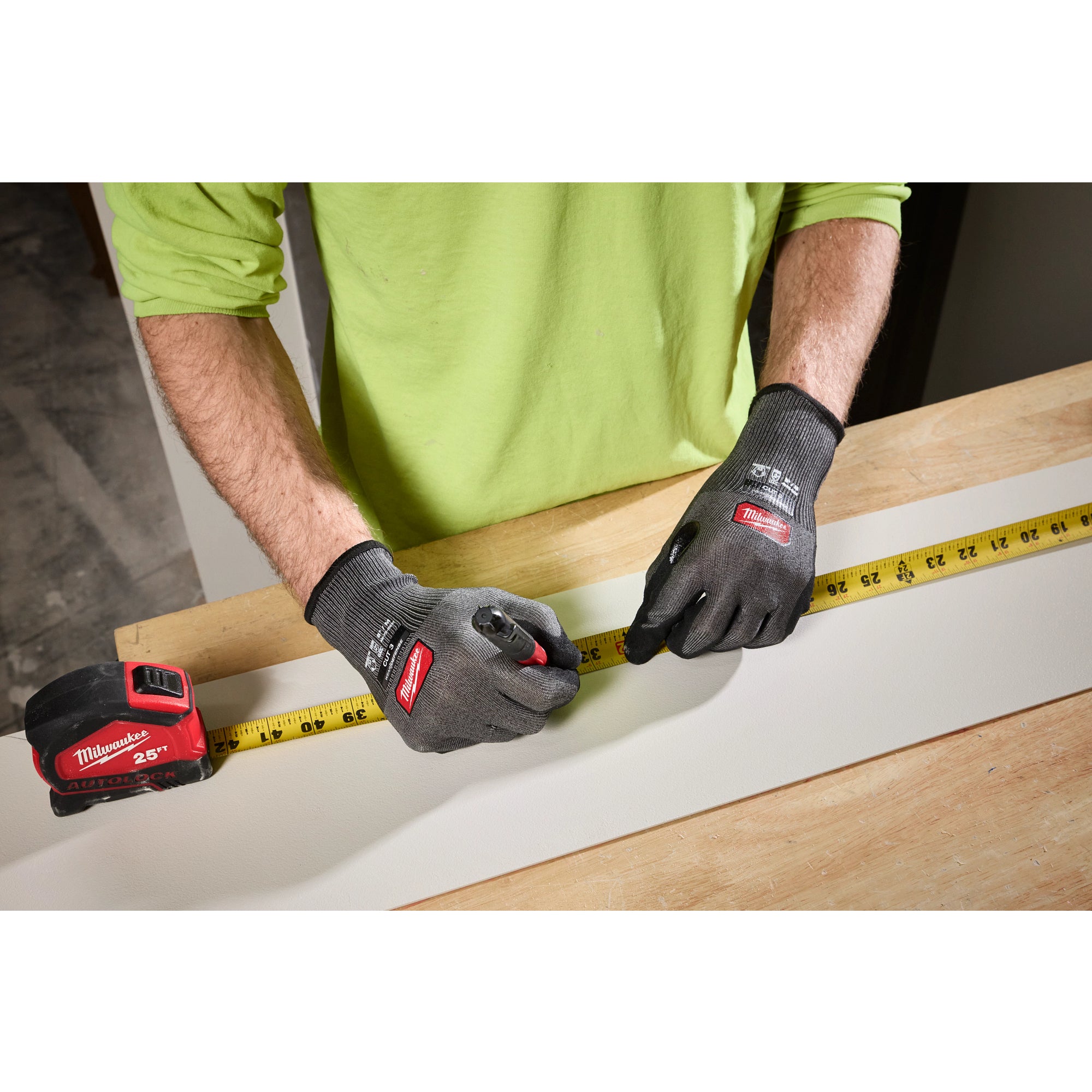 Milwaukee 48-73-6930 Cut Level 3 High Dexterity Nitrile Dipped Gloves w/ WEAR-DEFENSE™ Protection - S