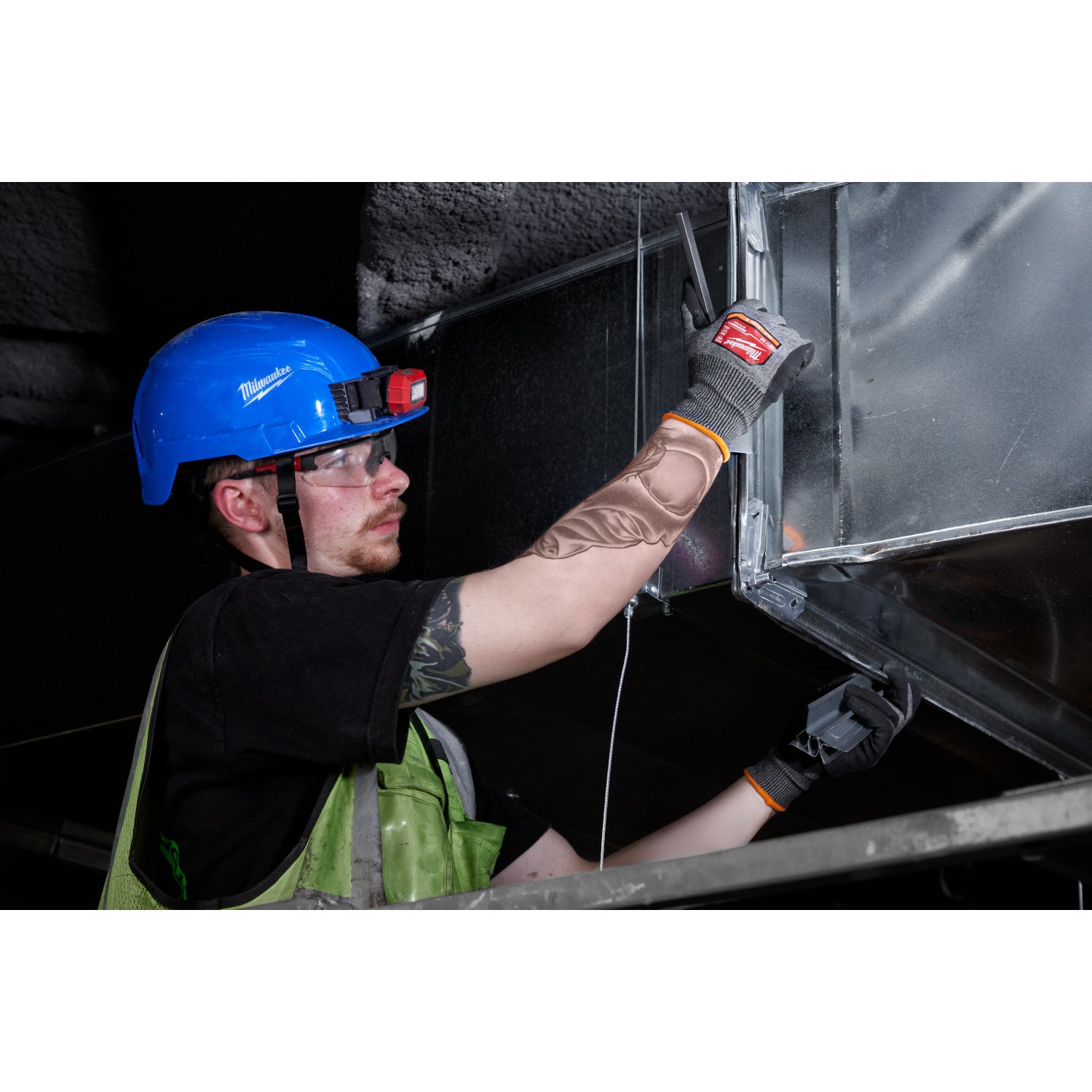 Milwaukee 48-73-7020B 12 Pair Cut Level 8 High-Dexterity Nitrile Dipped Gloves - Ace Tool Group - Milwaukee