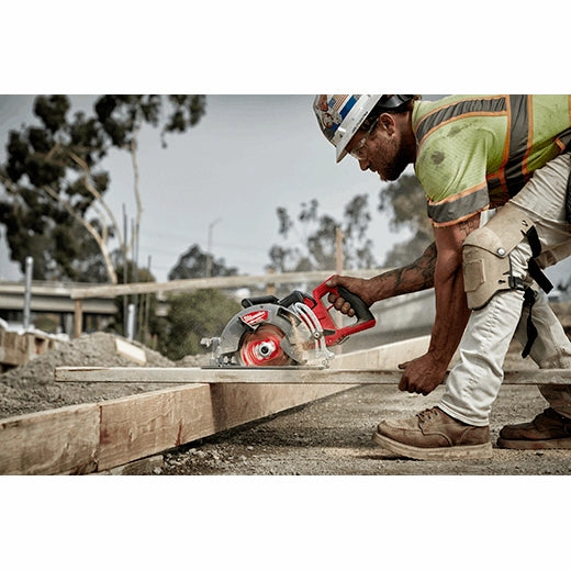 Milwaukee 2830-21HD M18 FUEL Rear Handle 7-1/4" Circular Saw Kit - Ace Tool Group - Milwaukee