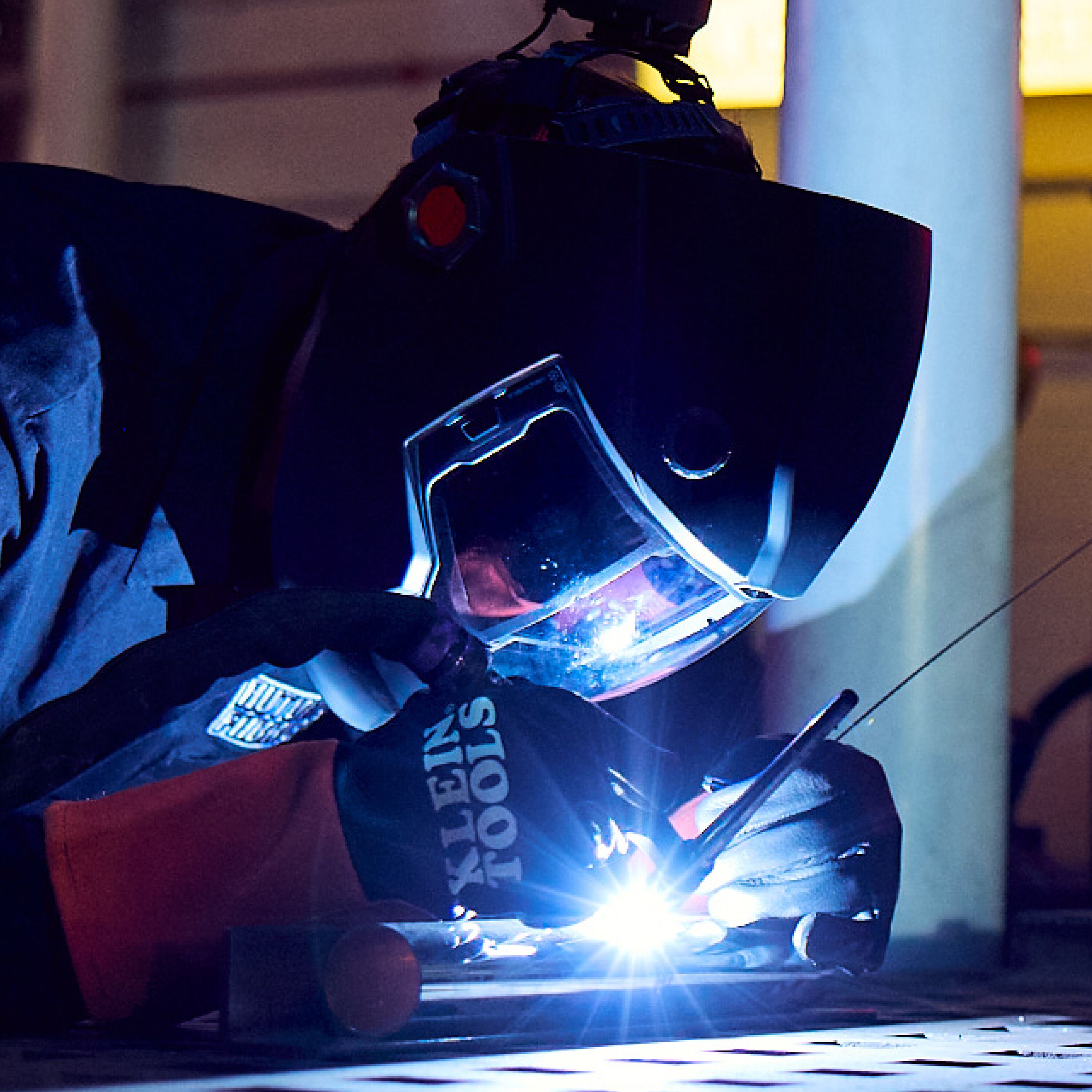 Klein 60141 Phoenix™ Series Panoramic Welding Helmet - Ace Tool Group - Klein