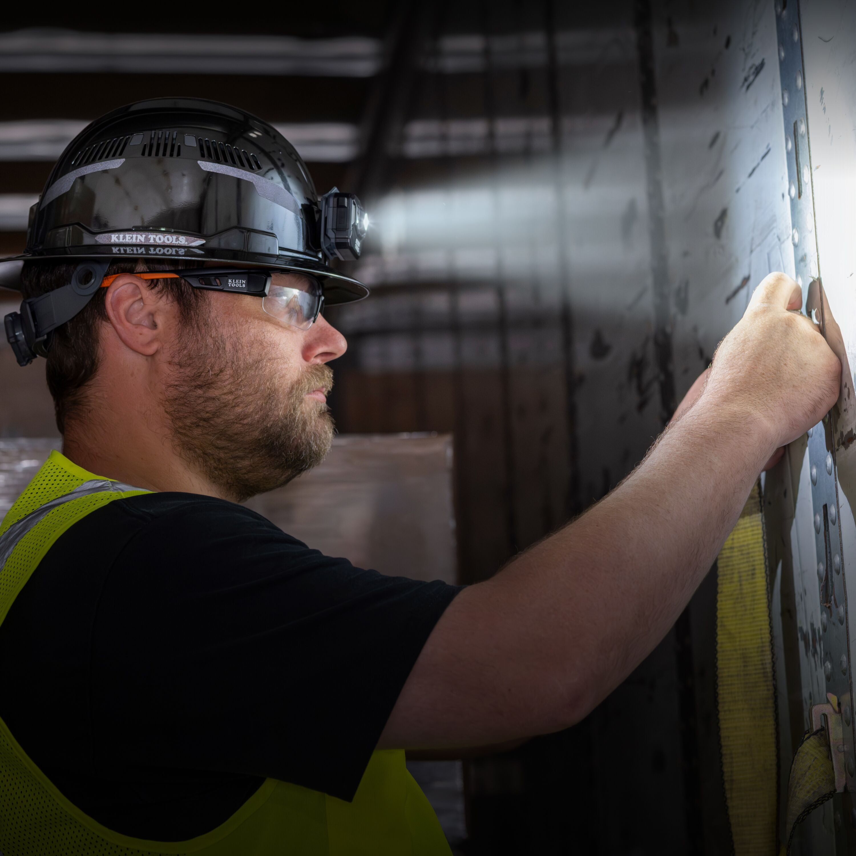 Klein 60996 Hard Hat, REFLEKTOR™ Black Chrome, Vented Full Brim, Class C, Headlamp