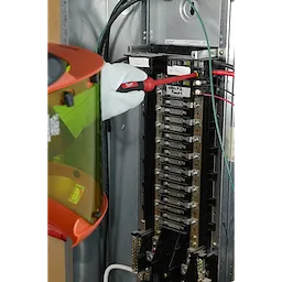 Milwaukee 48-22-2202 3 PC 1000V Insulated Screwdriver Set - Ace Tool Group - Milwaukee