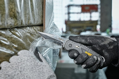 Dewalt Dwht10911 Spring Assist Pocket Knife - Ace Tool Group - DeWalt