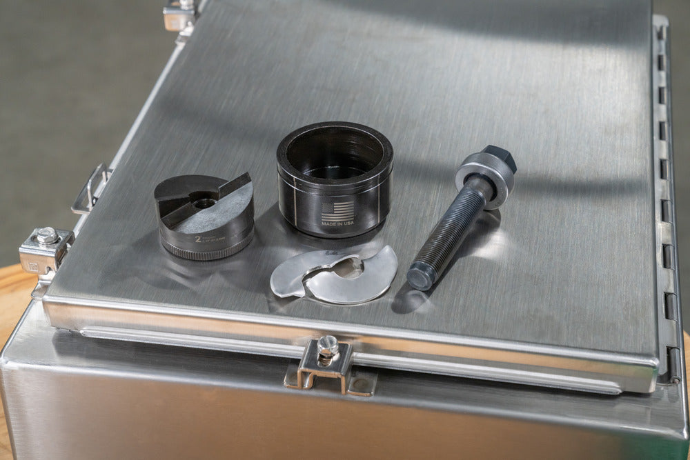 Greenlee 7238SB Knockout Kit with Ratchet and SlugBuster® 1/2" to 2" - Ace Tool Group - Greenlee
