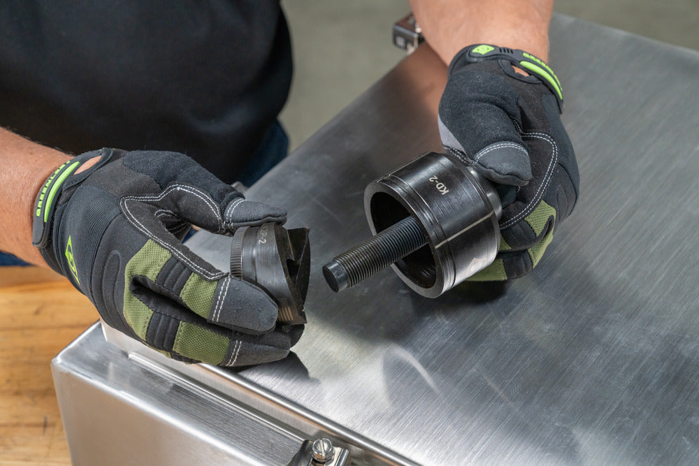Greenlee 7238SB Knockout Kit with Ratchet and SlugBuster® 1/2" to 2" - Ace Tool Group - Greenlee