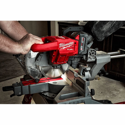 Milwaukee 2733-20 M18 FUEL 7-1/4" DUAL BEVEL SLIDING COMPOUND MITER SAW - BARE TOOL