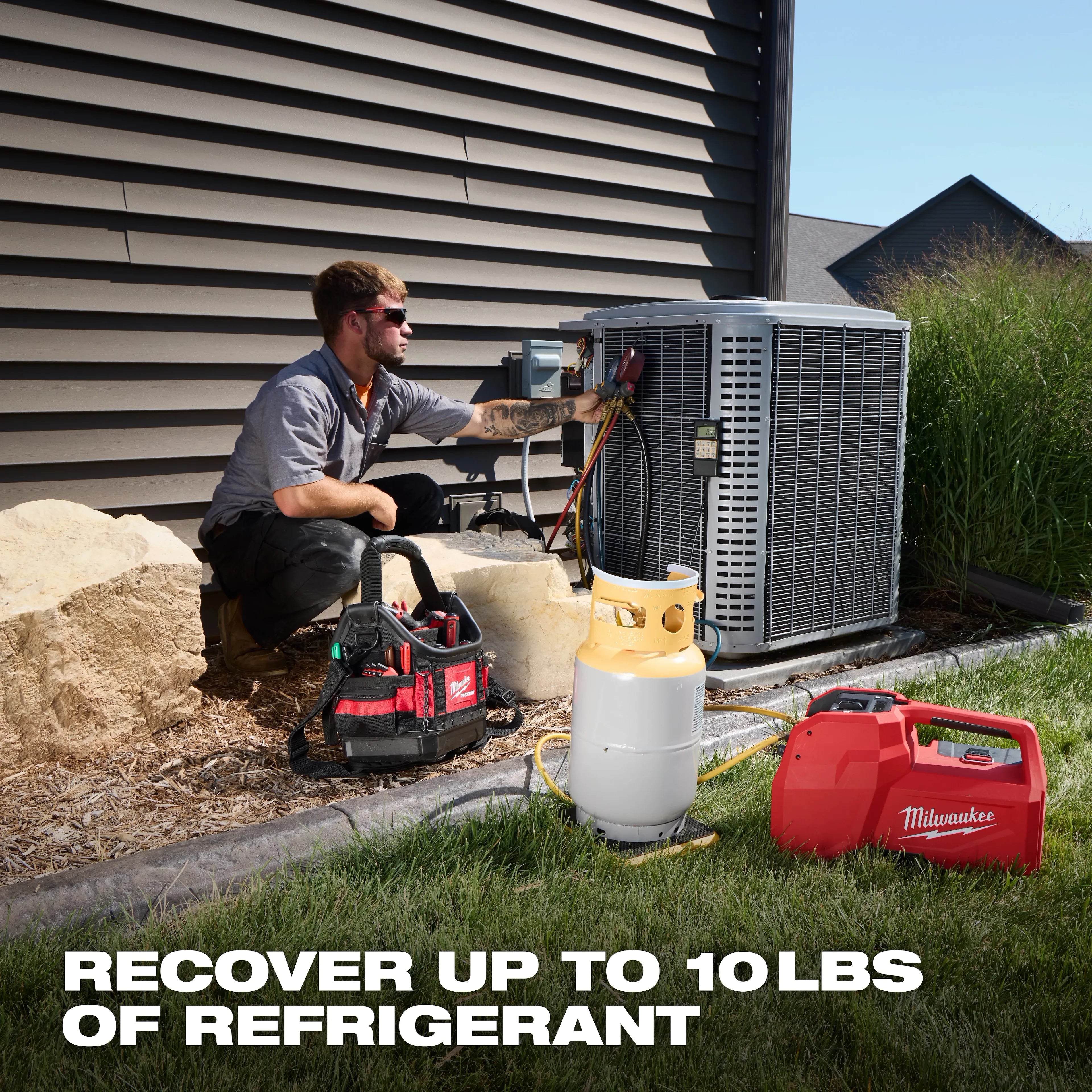 Milwaukee 2938-21 M18™ Brushless Refrigerant Recovery Machine - Ace Tool Group - Milwaukee