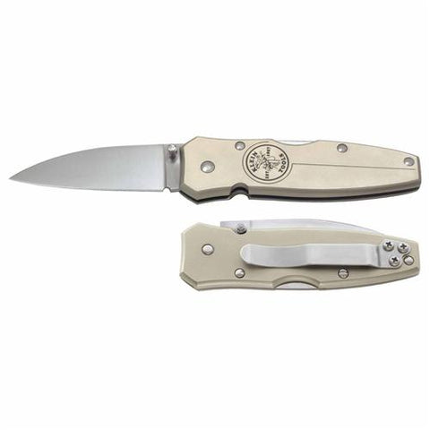 Klein Tools 44001 Lightweight Lockback Knife 2-1/2'' (64 mm) Drop-Point Blade - Ace Tool Group - Klein