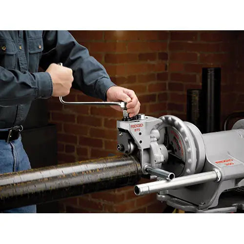 RIDGID 25638 975 Combo Roll Groover with 1 1/4 in. to 6 in. Groove Roll Set - Ace Tool Group - Ridgid