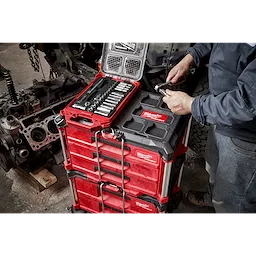 Milwaukee 48-22-9482 3/8" 32pc Ratchet and Socket Set in PACKOUT  - Metric - Ace Tool Group - Milwaukee