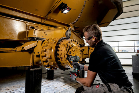 Metabo 602403840 SSW 18 LTX 800 BL 18V 1/2" Sq. Brushless Impact Wrench - 590 ft-lbs - Bare Tool w/ metaBOX 145 L - Ace Tool Group - Metabo