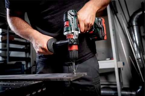 Metabo 602362840 GB 18 LTX BL Q I 18V Tapping Tool & Drill/Driver - 0-559/0-2000 RPM - 575/1151 in-lbs - Patented Automatic Tapping - 2x Quick-Change Chucks - Bare Tool w/ metaBOX 145 L - Ace Tool Group - Metabo