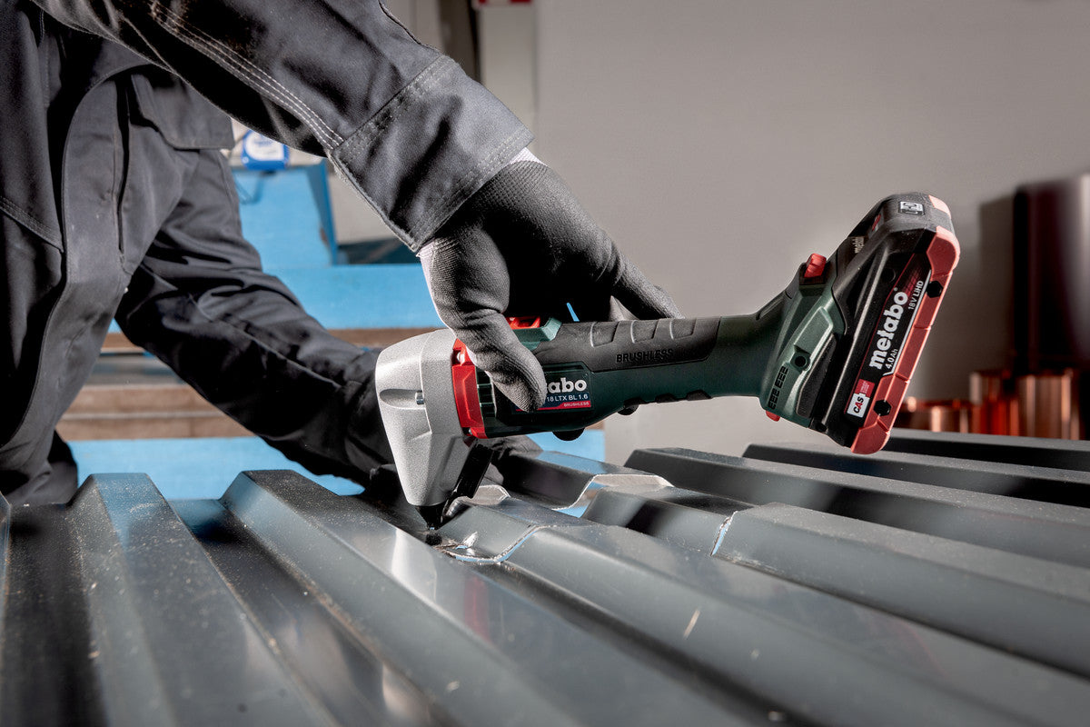 Metabo 601614850 NIV 18 LTX BL 1.6 18V Brushless Nibbler - 1.6mm Steel / 2mm Aluminum Max - Bare Tool - Ace Tool Group - Metabo