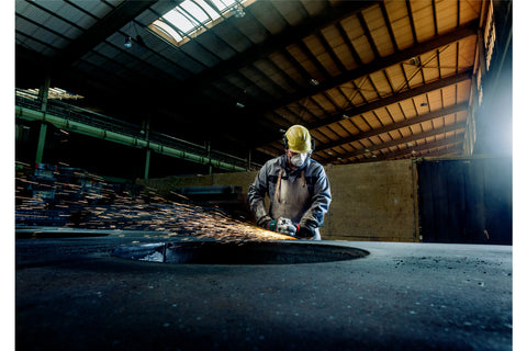 Metabo US606467800 7" Surface Prep Kit - W 24-230 MVT - 6,600 RPM - 15.0 A - Convertible Dust Collection Shroud - Loop Handle - Lock-on Trigger - Ace Tool Group - Metabo