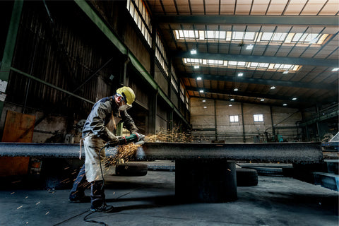 Metabo US606467800 7" Surface Prep Kit - W 24-230 MVT - 6,600 RPM - 15.0 A - Convertible Dust Collection Shroud - Loop Handle - Lock-on Trigger - Ace Tool Group - Metabo