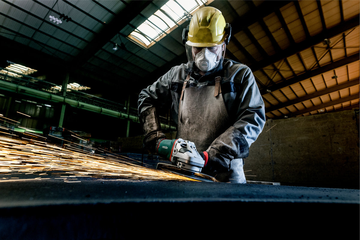 Metabo US606467800 7" Surface Prep Kit - W 24-230 MVT - 6,600 RPM - 15.0 A - Convertible Dust Collection Shroud - Loop Handle - Lock-on Trigger - Ace Tool Group - Metabo