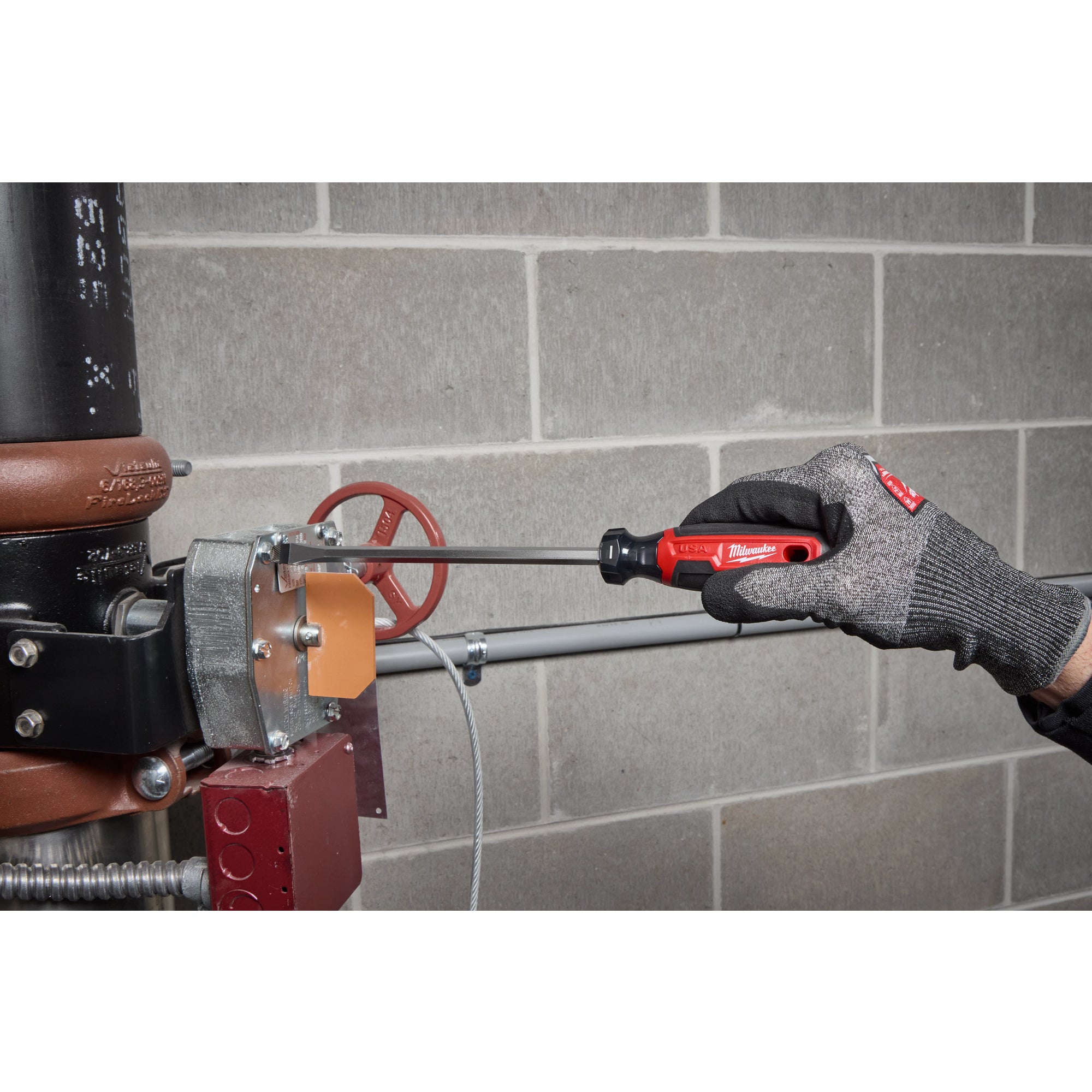 Milwaukee MT207H 5/16" Slotted 6" Cushion Grip Screwdriver (USA)