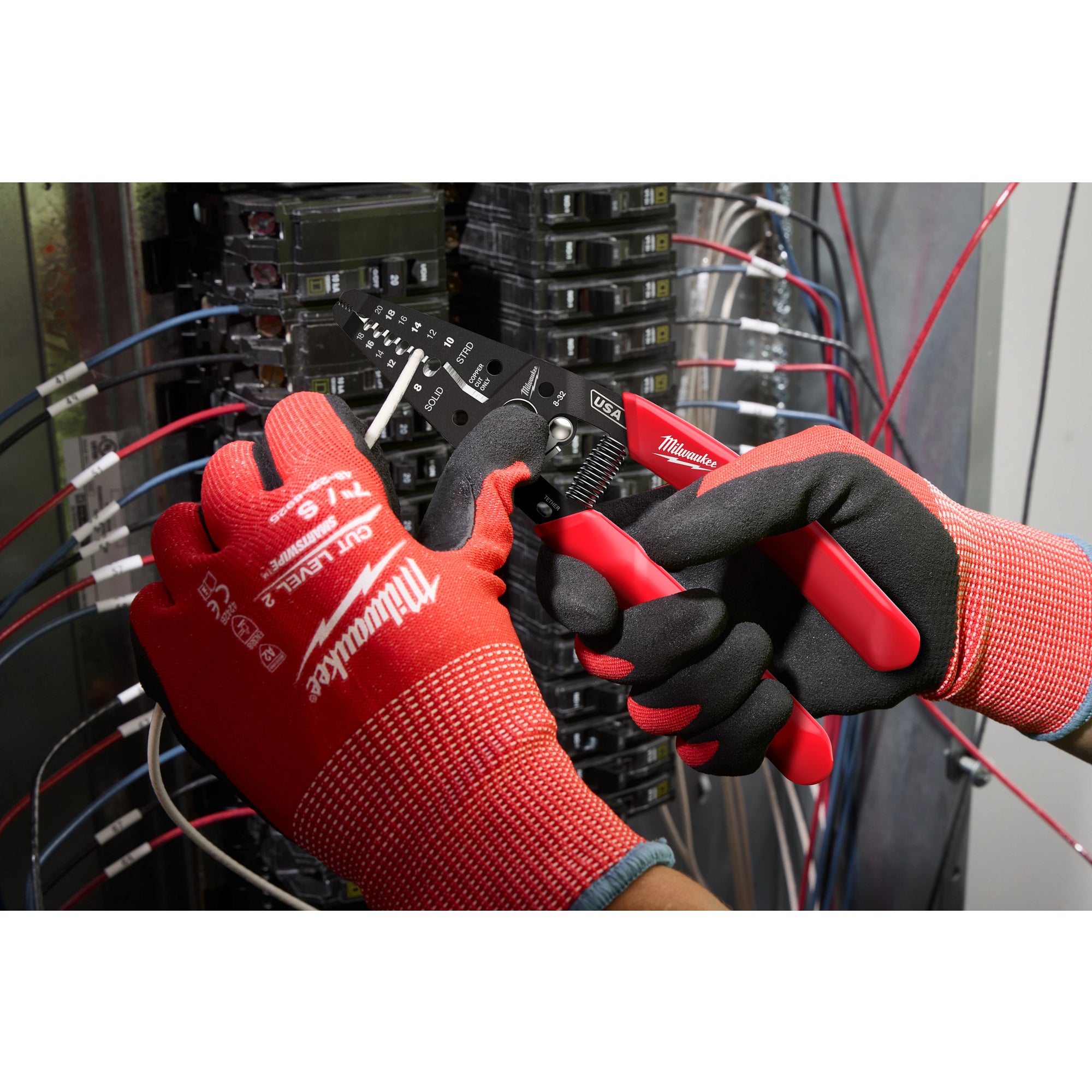 Milwaukee MT702 8-20 AWG Dipped Grip Wire Stripper & Cutter (USA) - Ace Tool Group - Milwaukee Tool