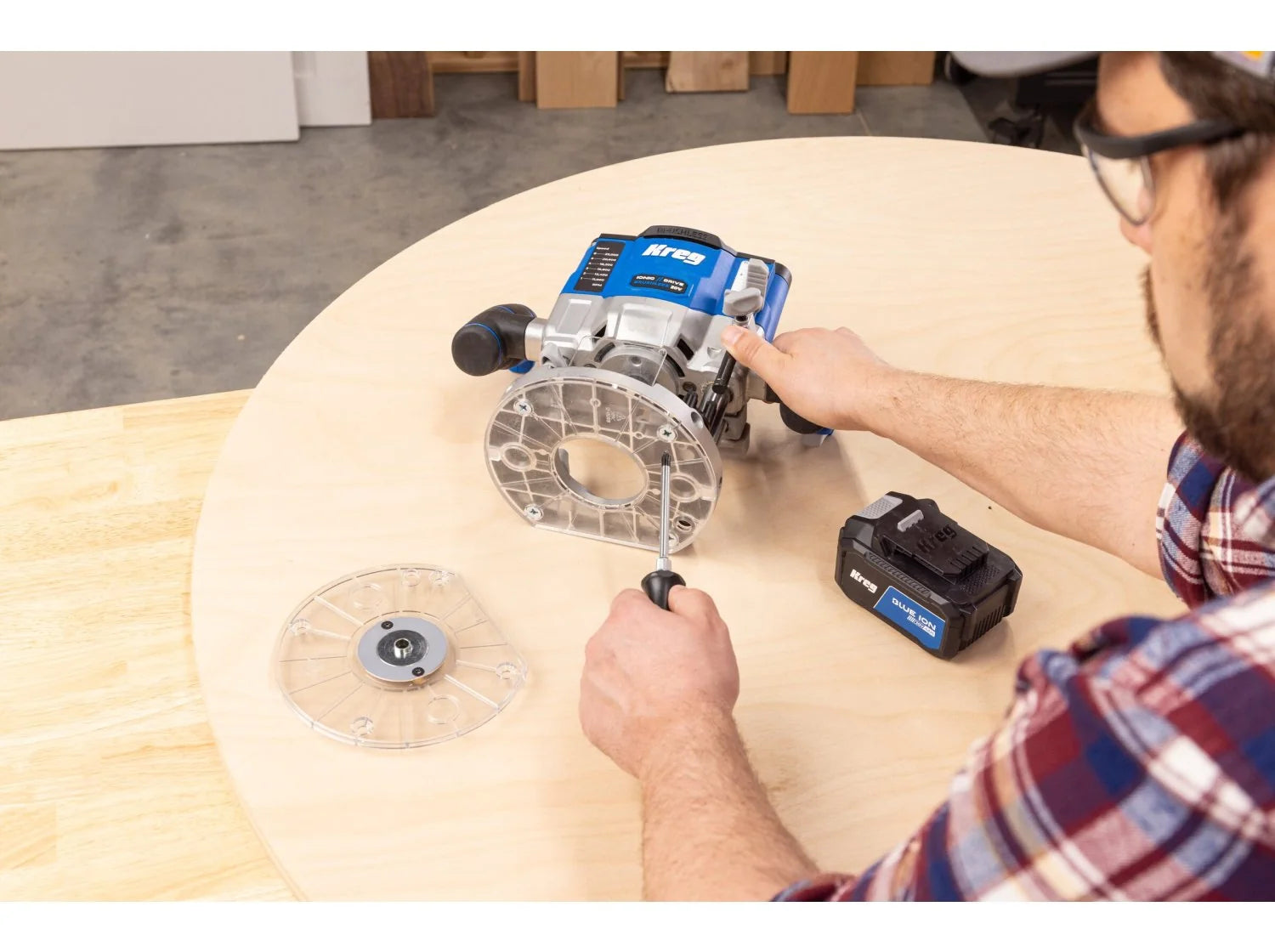 Kreg KPTBPR225B 20V Cordless Ionic Drive 2-1/4 HP Plunge Router, 4.0 AH Kit - Ace Tool Group - Kreg