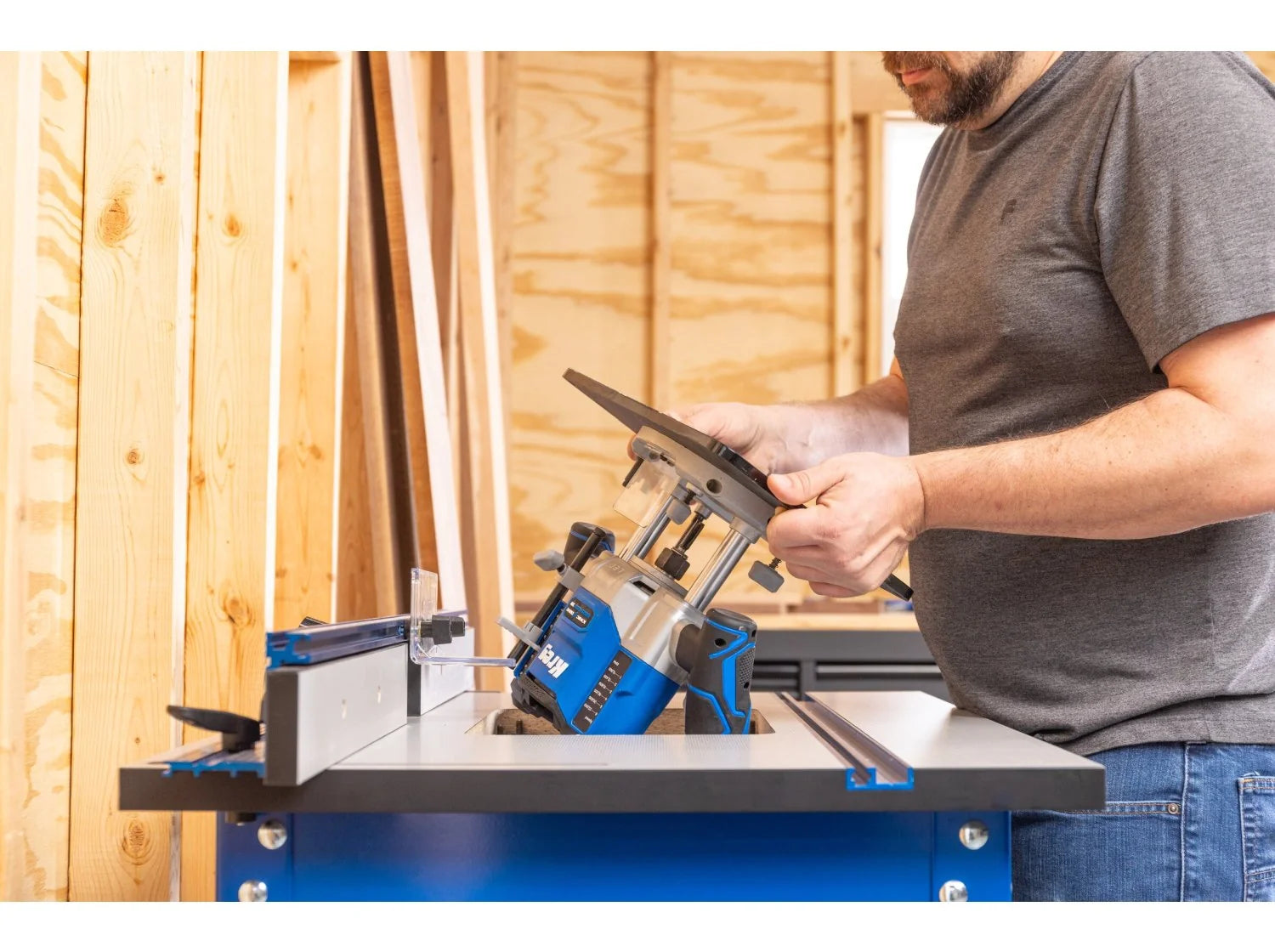 Kreg KPTBPR225B 20V Cordless Ionic Drive 2-1/4 HP Plunge Router, 4.0 AH Kit - Ace Tool Group - Kreg