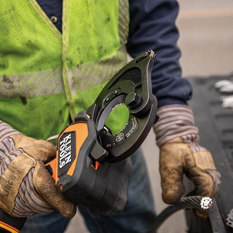Klein BAT20GD10 Battery-Op Cable Cutter, CU/Al,2 Ah - Ace Tool Group - Klein