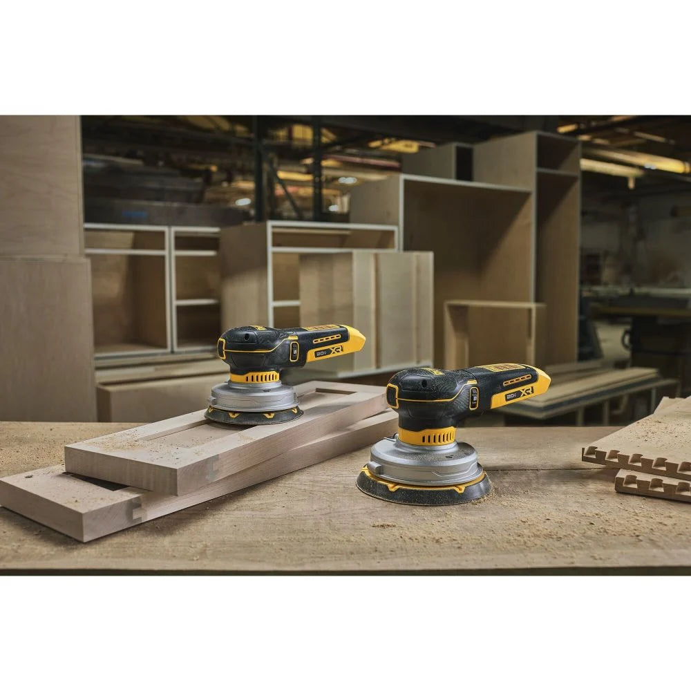 DeWalt DCW211B 20V MAX XR 5 in. Random Orbital Sander