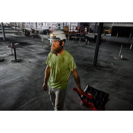 Milwaukee 2018R MILWAUKEE® BOLT™ Rechargeable Low-Profile Headlamp - Ace Tool Group - milwaukee