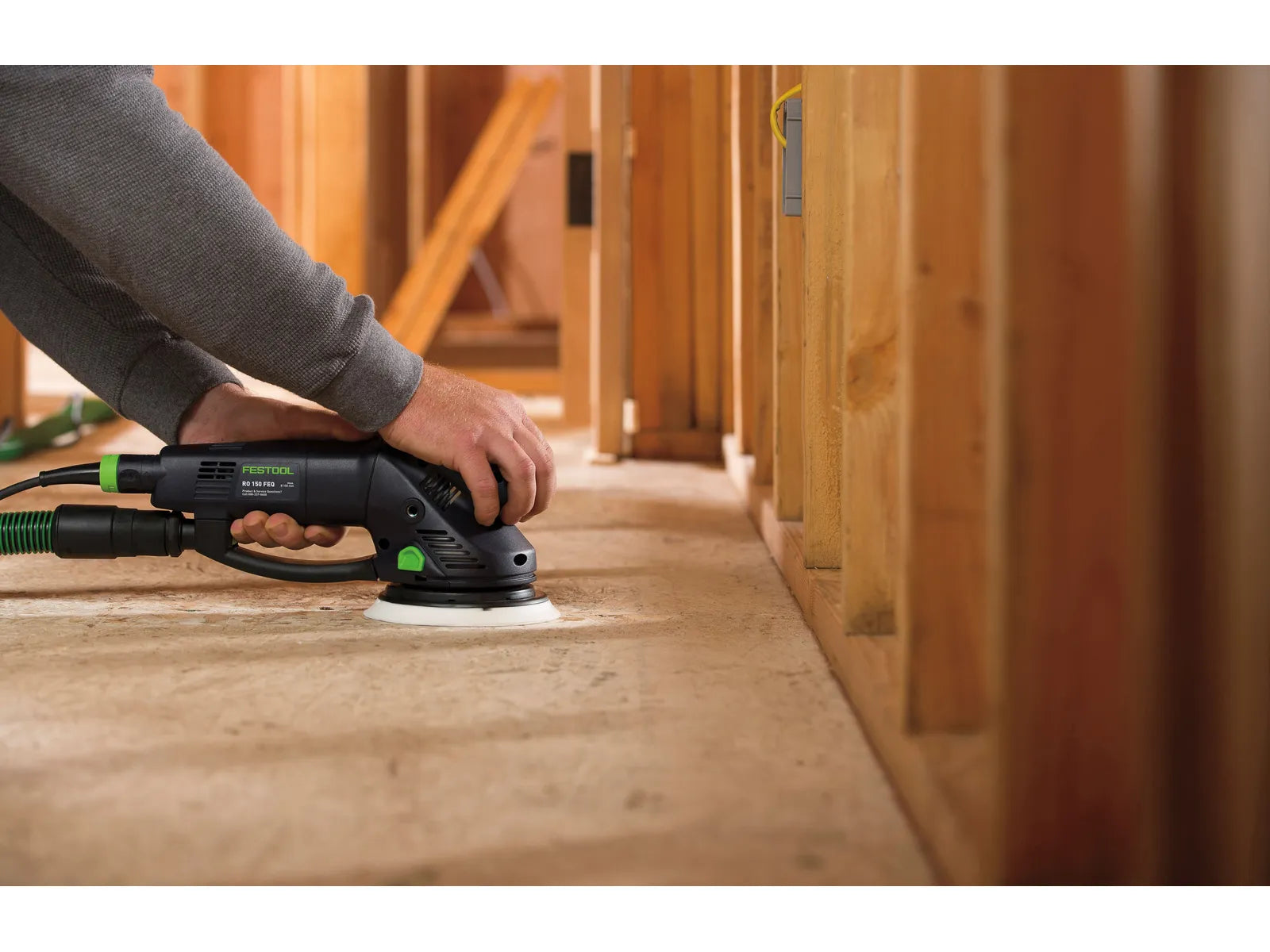 FES-578238 Limited Edition ROTEX RO 150 FEQ Plus w/ 120-Piece Granat Abrasives Systainer - Ace Tool Group - Ace Tool Group