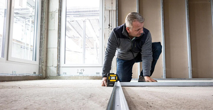 Stabila LAX320G Point and Line Laser